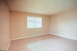 3839 N 23rd Dr, Unit #2 in Phoenix, AZ - Building Photo