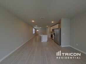 7132 Boggy Crk Pl in Parrish, FL - Building Photo - Building Photo