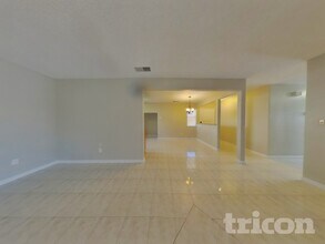 405 Pirinen Ln in Modesto, CA - Building Photo - Building Photo