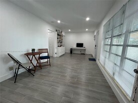 1019 NE 17th Terrace in Fort Lauderdale, FL - Building Photo