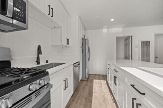 6414 Cleo St in San Diego, CA - Building Photo - Building Photo