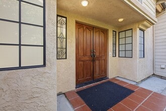 1162 Erin Dr in El Cajon, CA - Building Photo - Building Photo