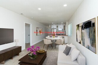 3657 22nd Ave in Sacramento, CA - Foto de edificio - Building Photo