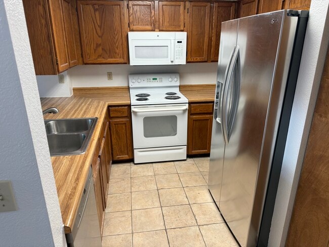 6734 Yarrow St in Arvada, CO - Building Photo - Building Photo