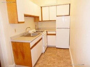 228 Kelton St-Unit -19 in Boston, MA - Building Photo - Building Photo