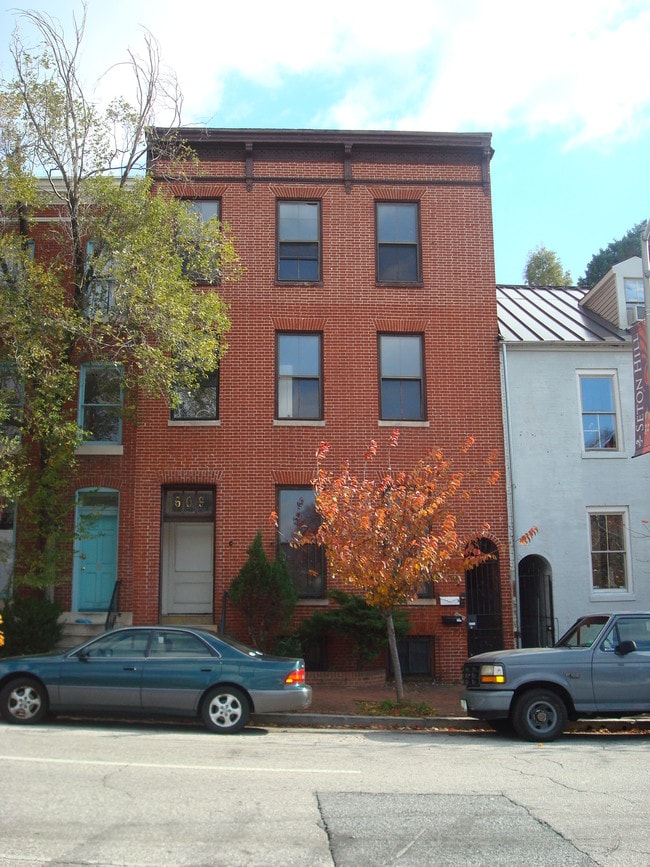 609 Paca N St, Unit 307 in Baltimore, MD - Foto de edificio - Building Photo