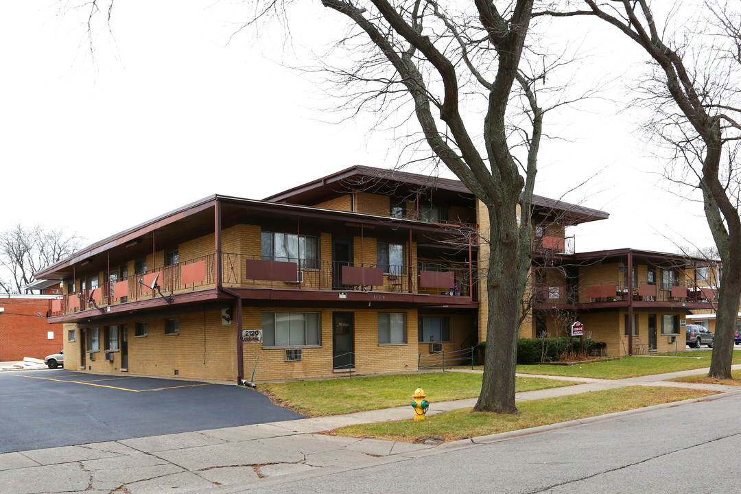 Lorraine Apartments in Waukegan, IL - Foto de edificio