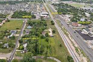 103 E Willis St in Leander, TX - Building Photo