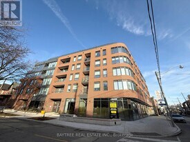 5 Lakeview Ave in Toronto, ON - Building Photo