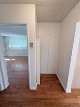 4432 Franklin Ave, Unit 8 in Los Angeles, CA - Building Photo - Building Photo