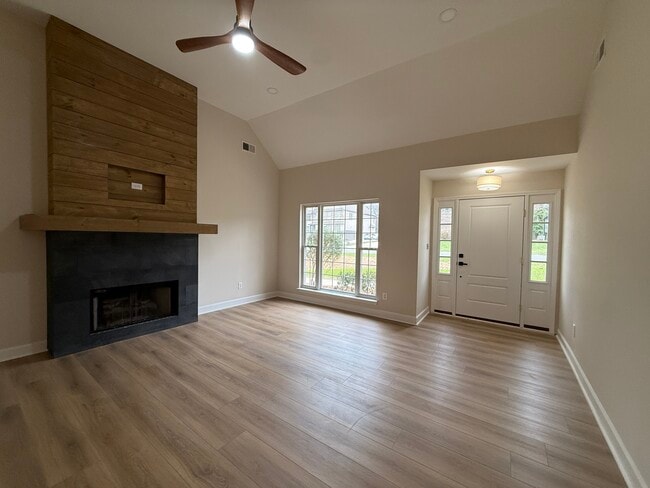 2539 Springs Dr in Charlotte, NC - Building Photo - Building Photo