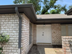 5926 Par 4 Dr in Houston, TX - Building Photo - Building Photo