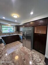 21900 Marylee St in Los Angeles, CA - Building Photo - Building Photo