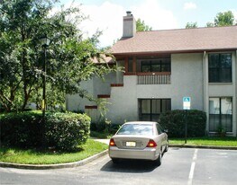 1802 Wood Hill Pl in Jacksonville, FL - Building Photo
