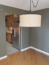 70 W Huron St, Unit 709 in Chicago, IL - Building Photo - Building Photo