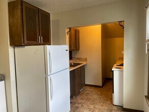 425 S 30th St, Unit 425 South 30th Street #2 in Billings, MT - Building Photo - Building Photo