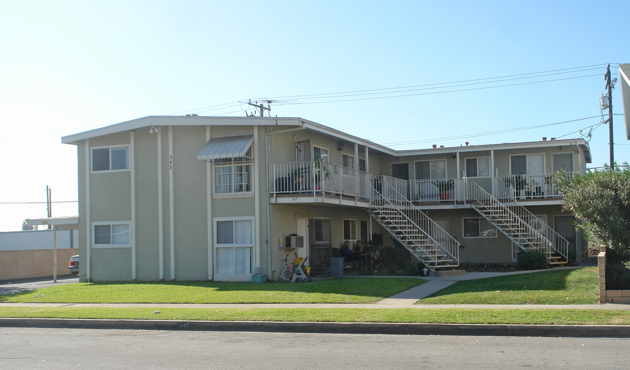 First Avenue Appartments in Covina, CA - Building Photo