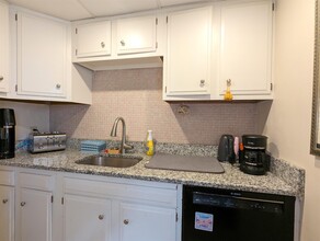 69 Prichard Ave, Unit 1 in Somerville, MA - Foto de edificio - Building Photo