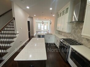 4109 Township Pkwy in Sandy Springs, GA - Foto de edificio - Building Photo