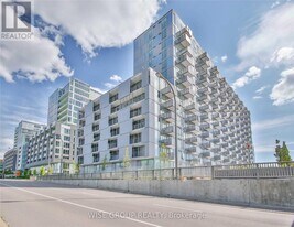 38 Monte Kwinter Ct in Toronto, ON - Building Photo