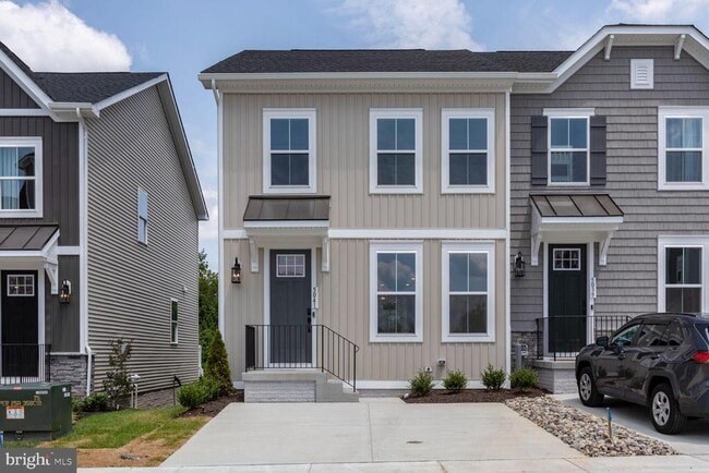 property at 5041 Bigleaf Rd
