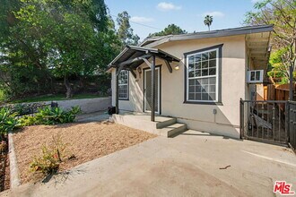 807 Annan Terrace in Los Angeles, CA - Building Photo - Building Photo