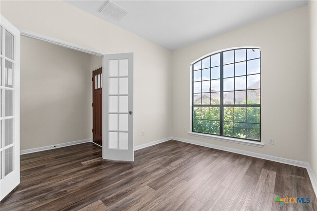 property at 3401 Castleton Dr
