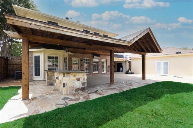 6902 Wilhelmina Dr in Sachse, TX - Building Photo - Building Photo