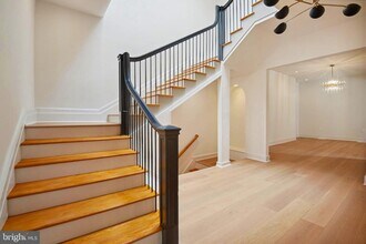 1329 Connecticut Ave NW in Washington, DC - Building Photo - Building Photo