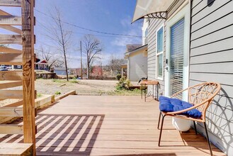 Room in House on Bowen Ave SE in Atlanta, GA - Building Photo - Building Photo