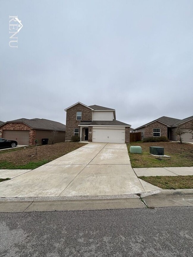 133 Stratton Ln in Jarrell, TX - Building Photo - Building Photo