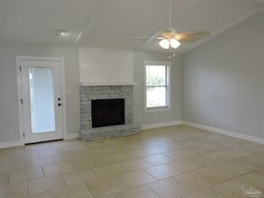 3890 Sail Wind Dr in Gulf Breeze, FL - Building Photo - Building Photo
