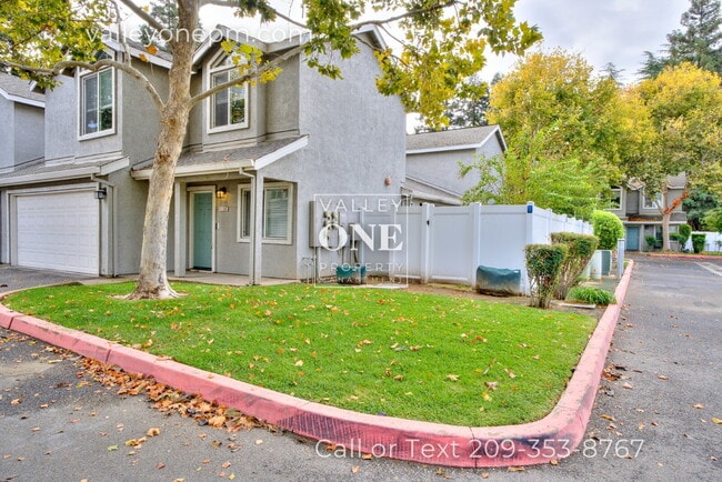 1130 E Monte Vista Ave in Turlock, CA - Building Photo - Building Photo