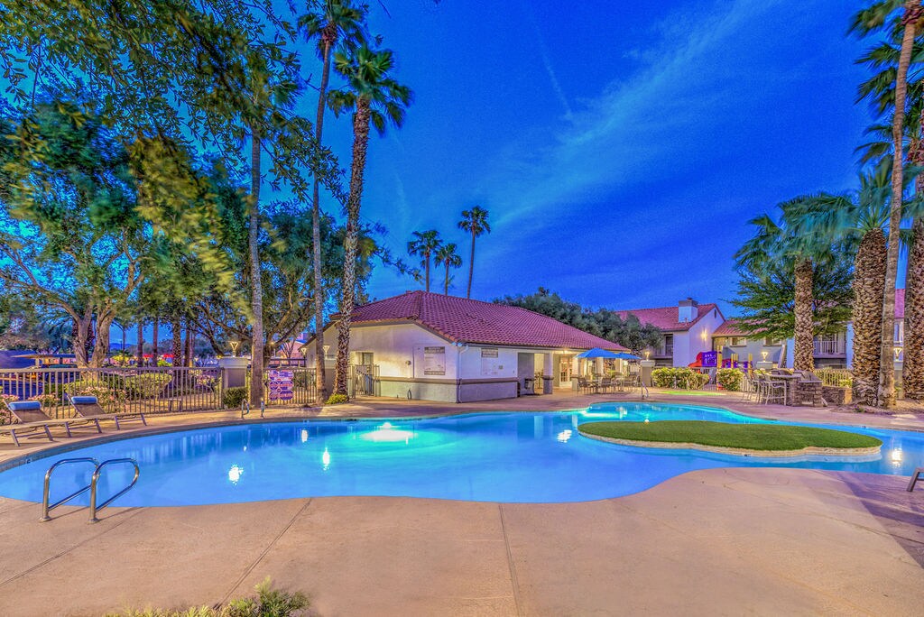 Agave Ridge in Las Vegas, NV - Building Photo