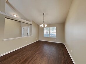 423 Woodchase Green Dr in Fuquay Varina, NC - Building Photo - Building Photo