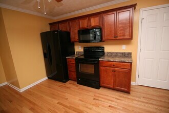 5604 Thackeray Dr in Fayetteville, NC - Building Photo - Building Photo