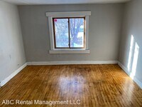 312 Superior St photo'