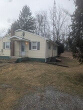 1195 Old Leetown Pike in Kearneysville, WV - Building Photo - Building Photo