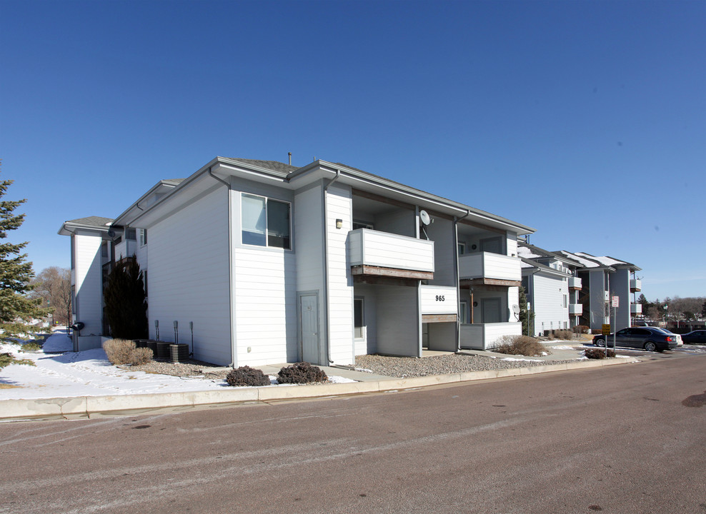 Hillside Pointe Apartments in Colorado Springs, CO - Foto de edificio