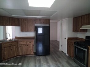 765 John Carroll Ln in Melbourne, FL - Foto de edificio - Building Photo