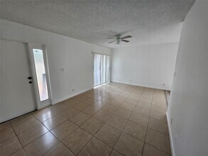 2220 NW 59th Wy in Lauderhill, FL - Building Photo - Building Photo