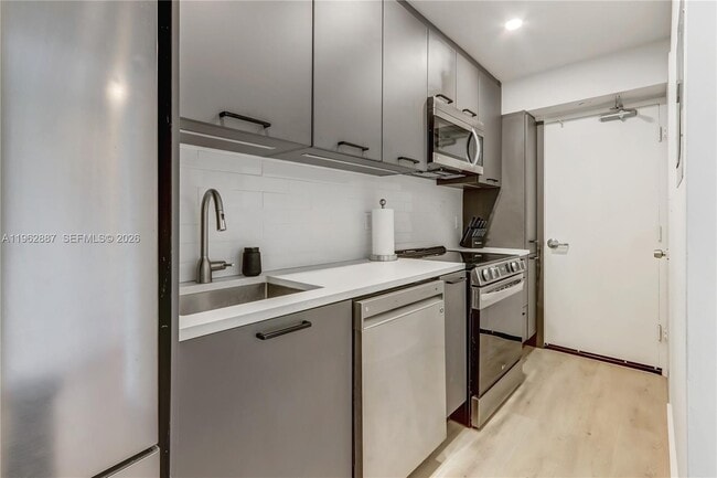 property at 1000 West Ave