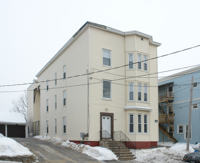 202-204 Blake St in Lewiston, ME - Building Photo - Building Photo