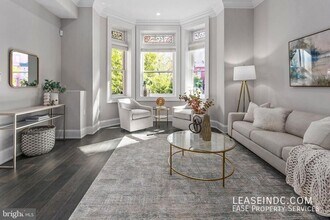 1330 Vermont Ave NW in Washington, DC - Building Photo - Building Photo