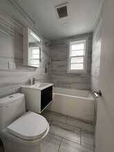 6645 De Terrebonne Rue in Montréal, QC - Building Photo - Building Photo