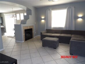 10704 Moon Flower Arbor Pl in Las Vegas, NV - Building Photo - Building Photo