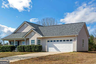 15 Apple Orchard Ln in Covington, GA - Foto de edificio - Building Photo