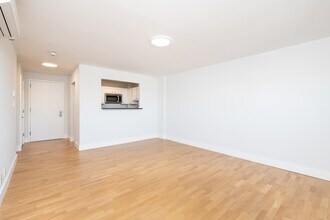 1410 Columbia Rd, Unit 15J in Boston, MA - Building Photo - Building Photo