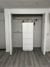 9731 NW 24th St in Sunrise, FL - Building Photo - Building Photo