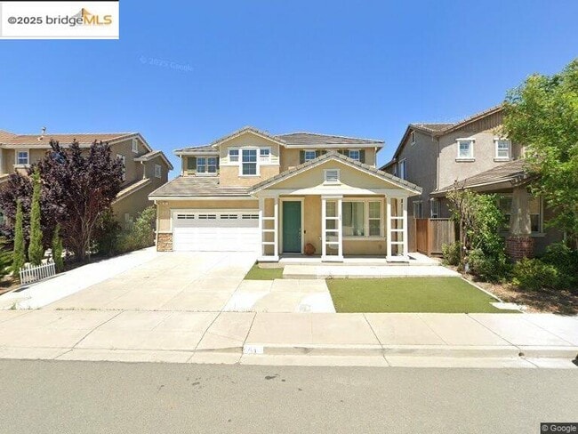 property at 41 Coos Bay Ct